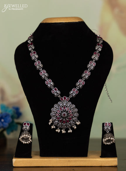 Oxidised necklace with ruby stones and pearl hangings