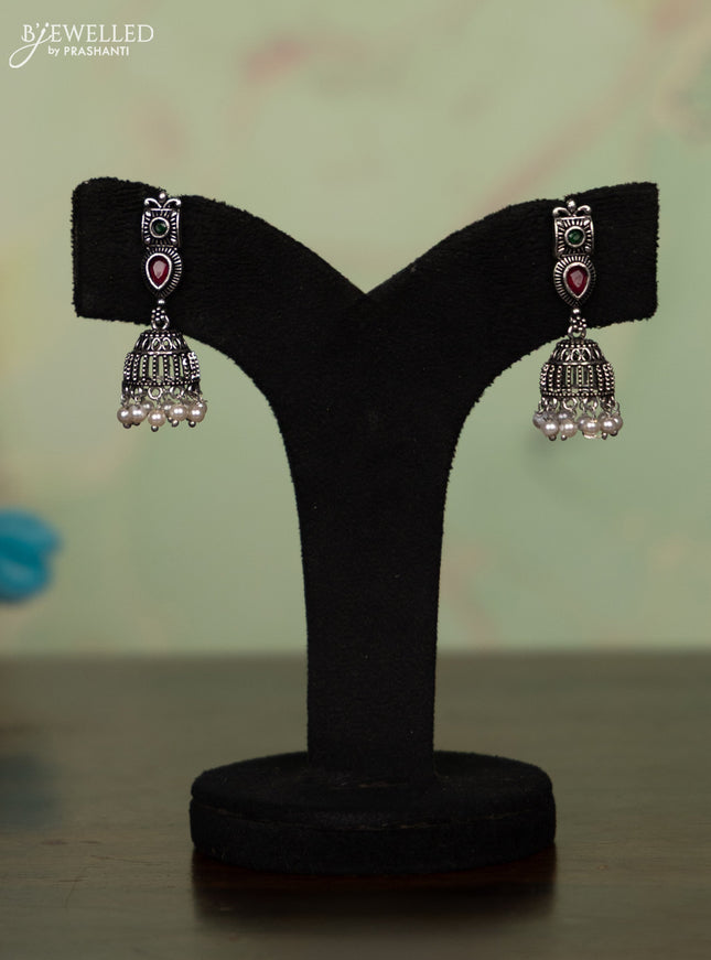 Oxidised necklace with kemp stones
