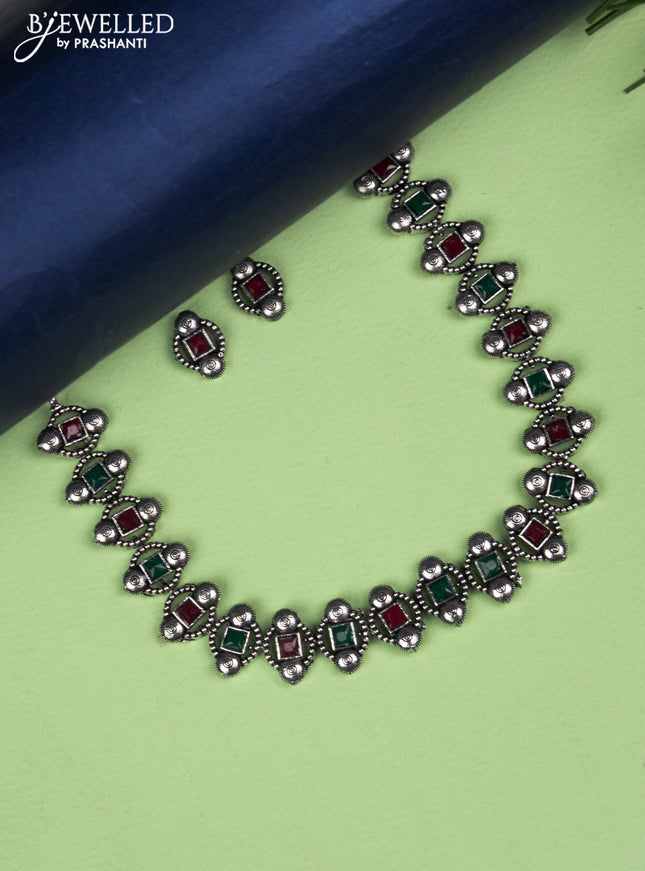 Oxidised necklace with emerald and ruby stones