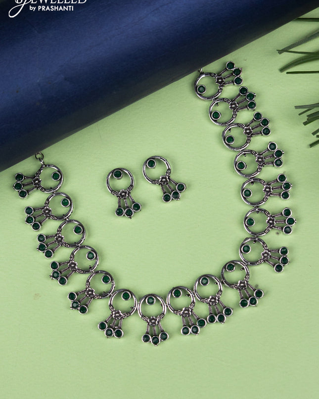 Oxidised necklace with emerald stones