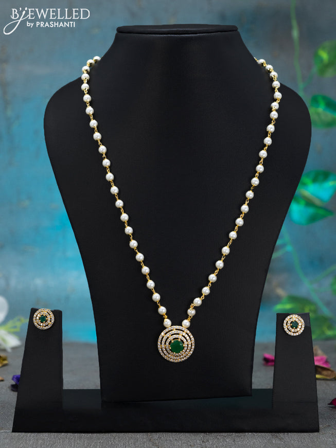 Pearl necklace with emerald and cz stones