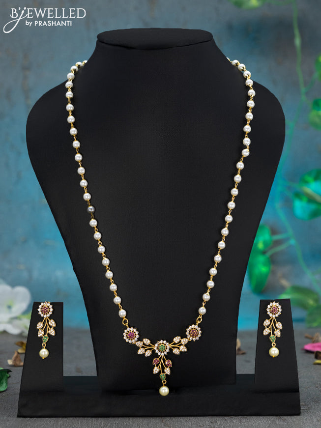 Pearl necklace kemp and cz stones with leaf pendant and pearl hangings