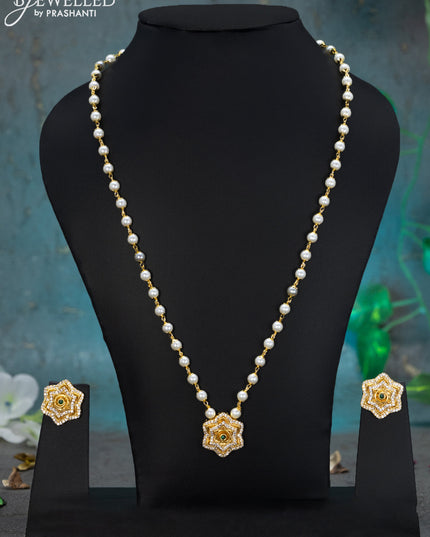 Pearl necklace green kemp and cz stones with floral pendant