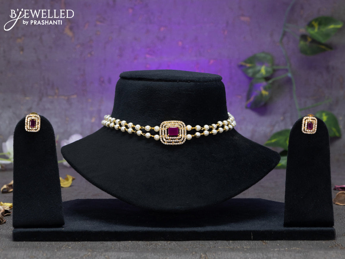 Pearl choker with ruby stones