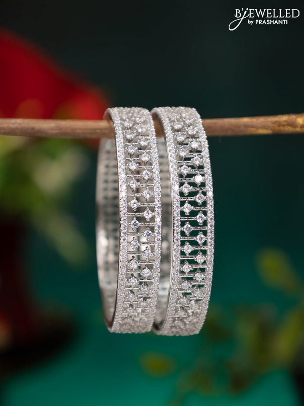 Zircon bangle with cz stones