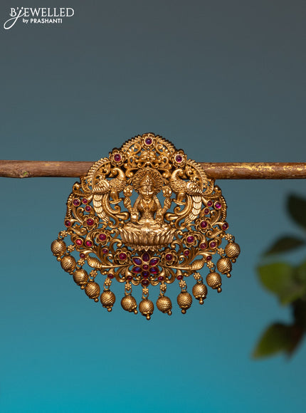 Antique jada billai lakshmi design with pink kemp stones and golden beads hangings