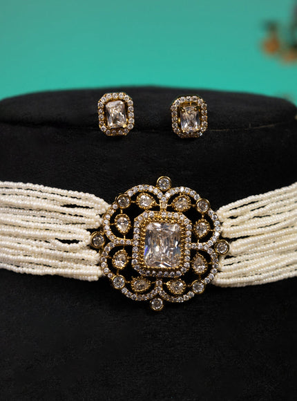 Pearl choker with cz stones pendant