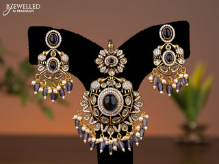 Victorian finish pendant set elephant design with sapphire & cz stones and beads hanging