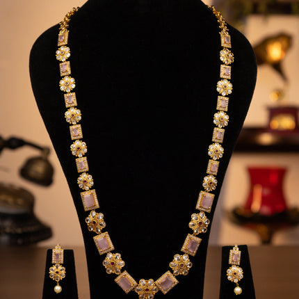 Collection image for: Antique Haaram