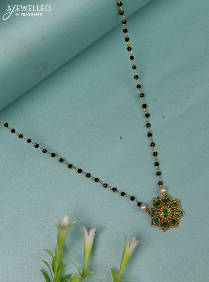 Mangalsutra with emerald stones without earrings