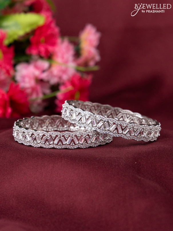 Zircon bangle with cz stones