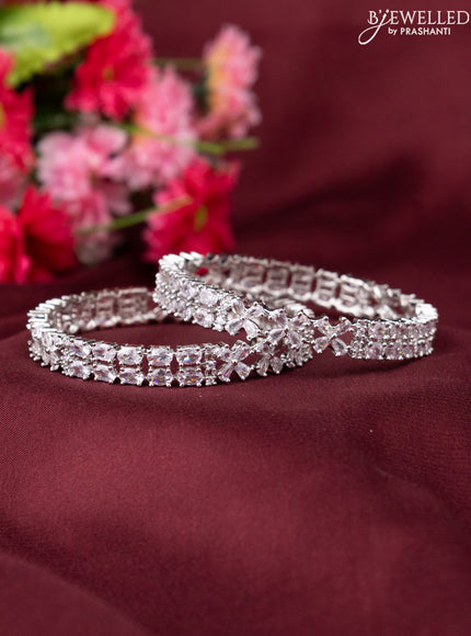 Zircon bangle with cz stones
