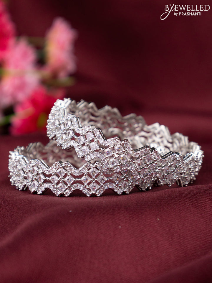 Zircon bangle with cz stones