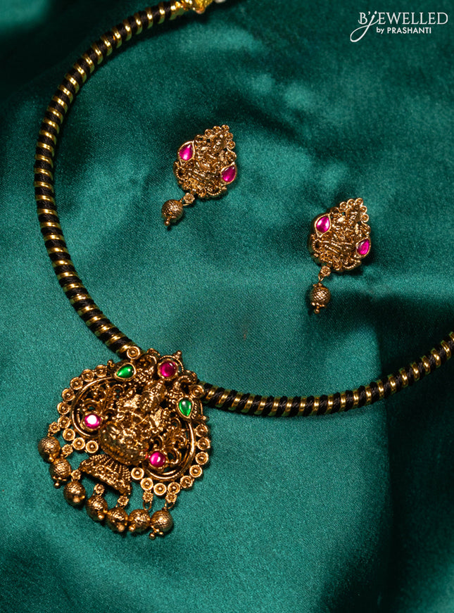 Antique ring type choker kemp stone with lakshmi pendant and golden beads hanging