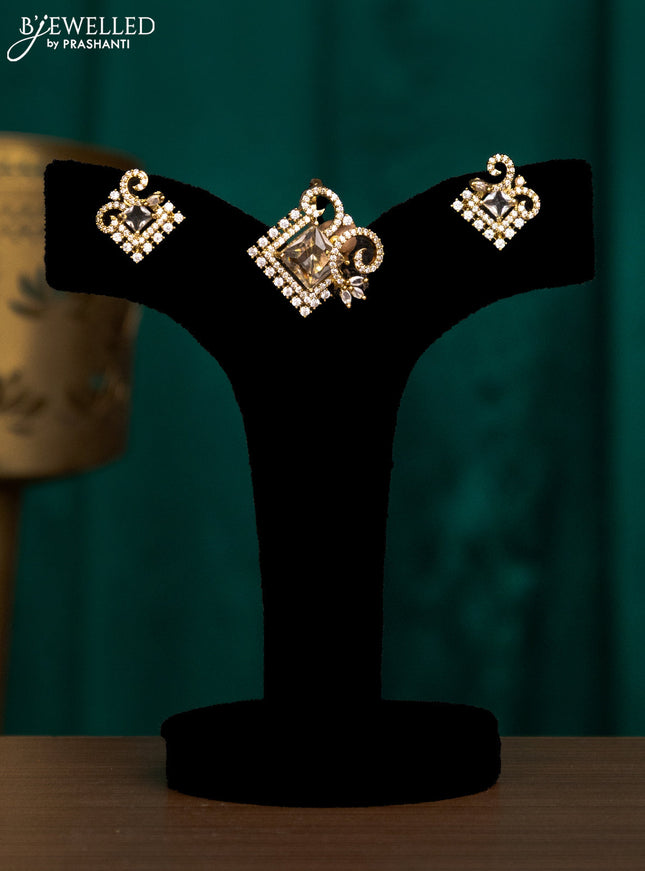 Pendant set with cz stones in victorian finish