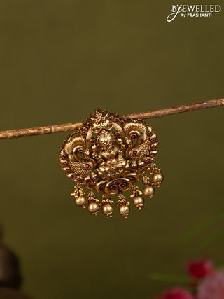 Antique jada billai lakshmi design with pink kemp stones and golden beads hanging