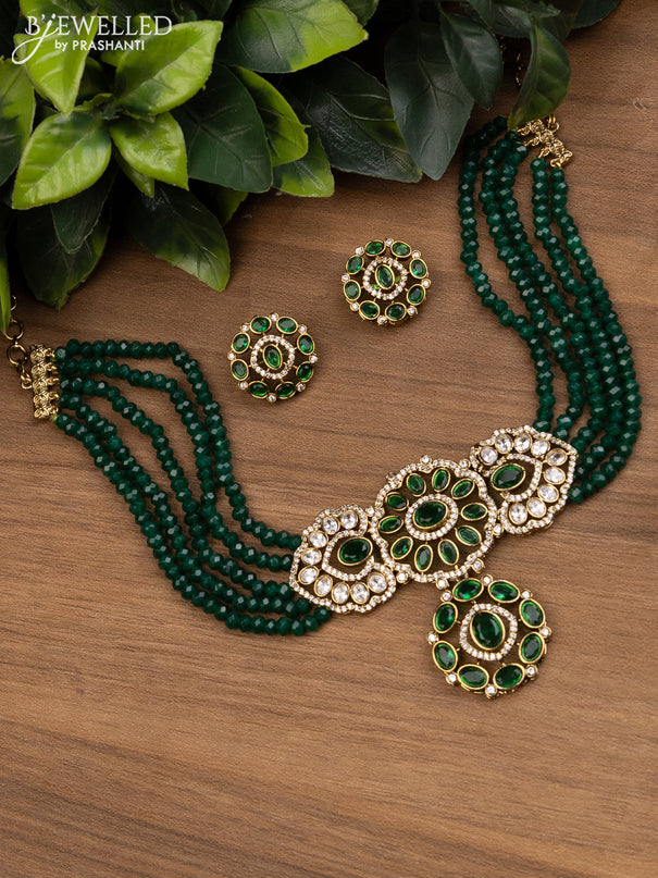 Beaded green choker with emerald and cz stones pendant