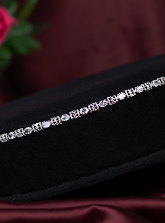 Zircon hip chain with cz stones