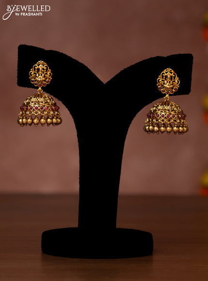 Antique necklace lakshmi kasu design with pink kemp stones and golden beads hanging