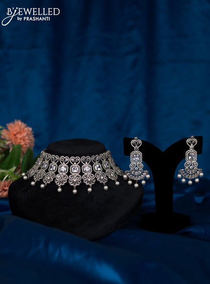 Zircon choker with cz stones and pearl hangings
