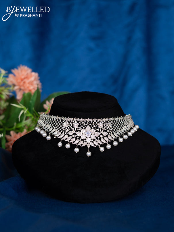 Zircon choker with cz stones and pearl hangings