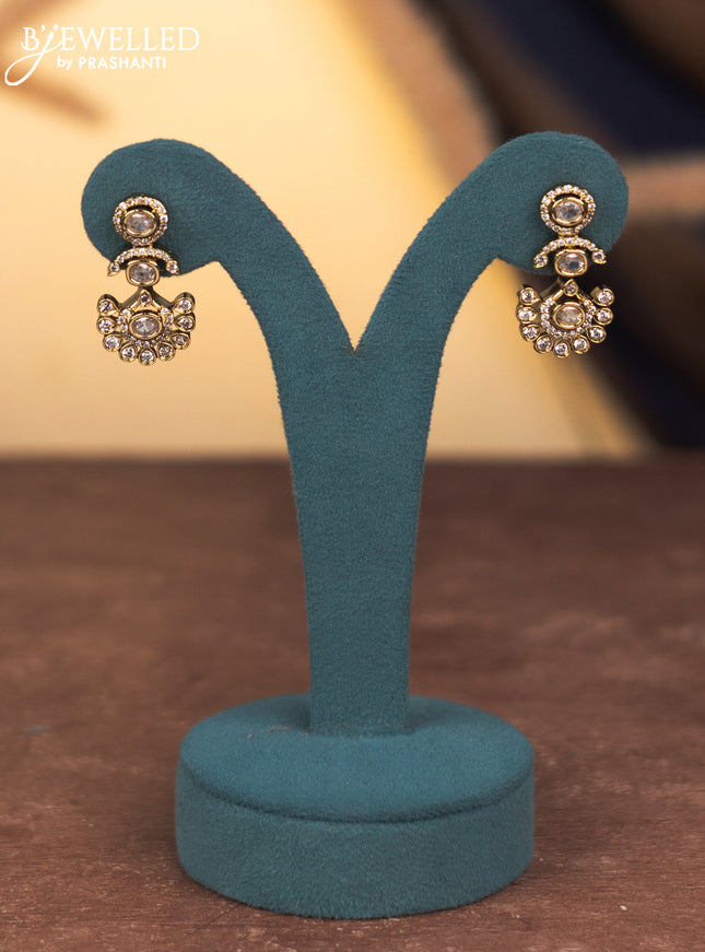 Necklace with cz stones in victorian finish