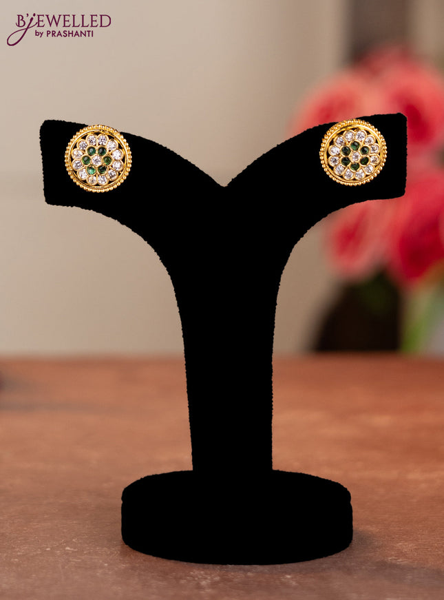 Pearl necklace with emerald and cz stones