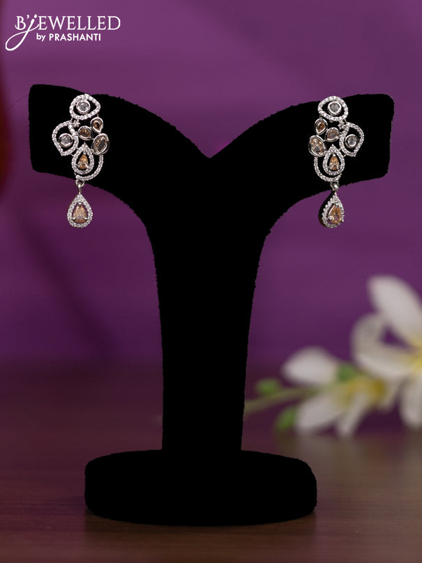 Crystal beaded peach nceklace with cz stones