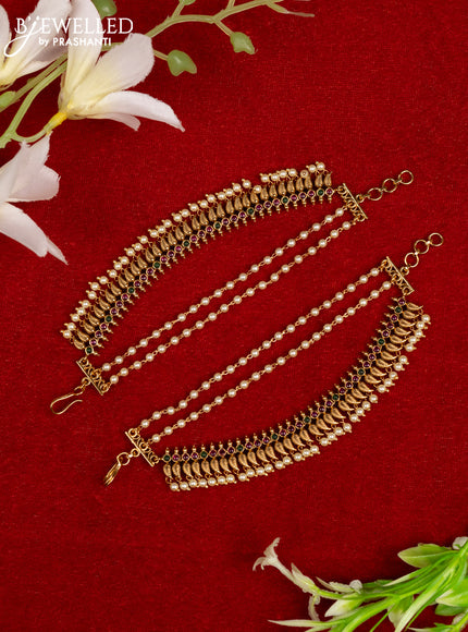 Antique mattal triple layer with kemp stones and pearl hangings