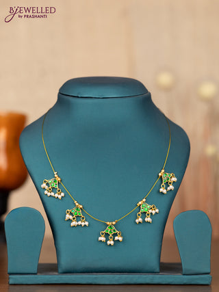 Invisible chain with green jadau stones and pearl hangings without earrings