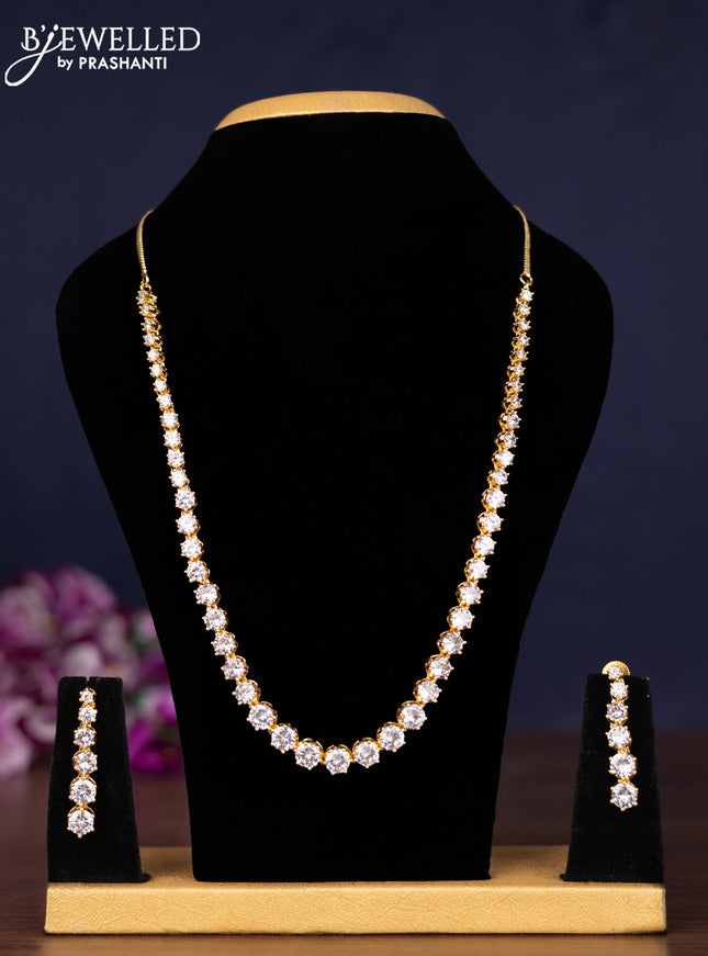 Zircon necklace with cz stones in gold finish