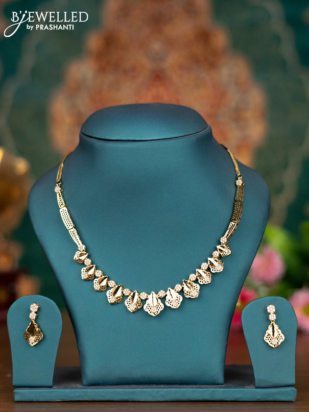 Necklace with cz stones in victorian finish