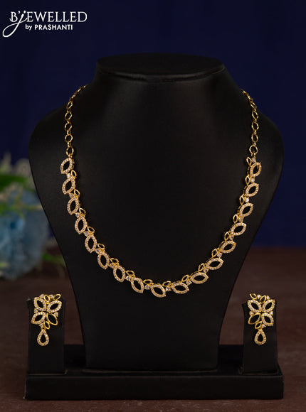 Zircon necklace with cz stones in gold finish
