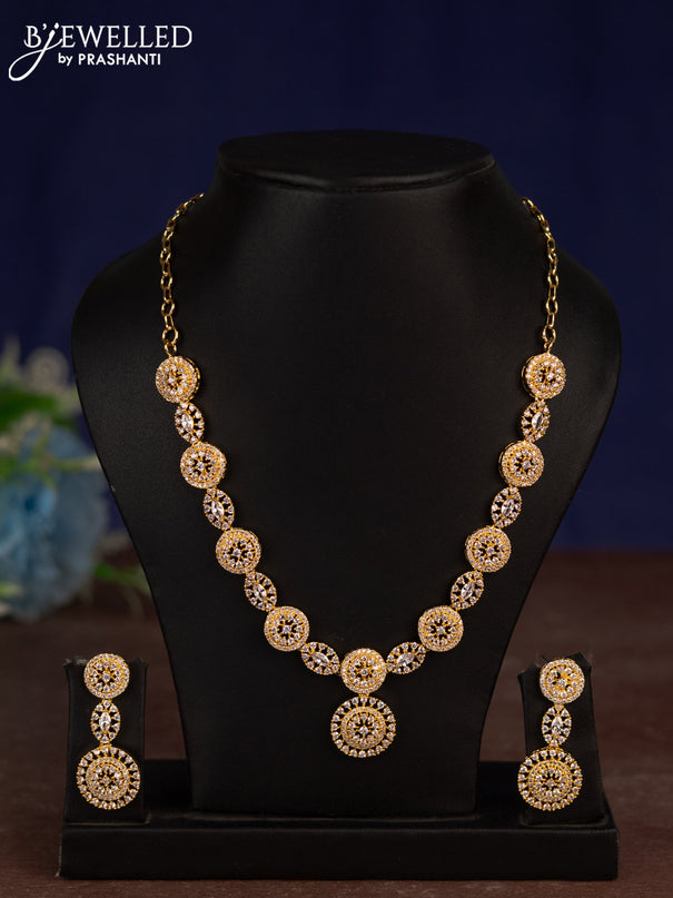 Zircon necklace with cz stones in gold finish