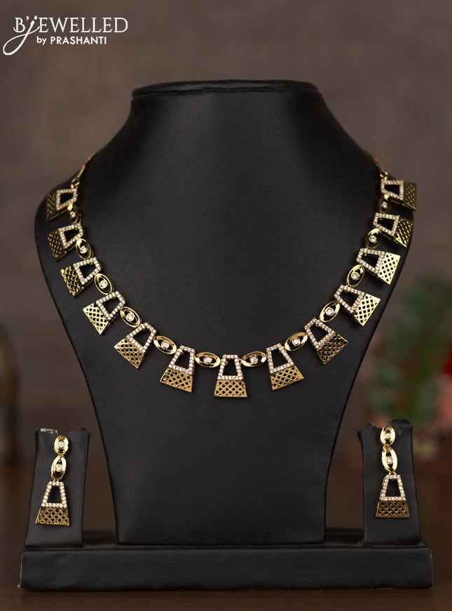 Necklace with cz stones in victorian finish
