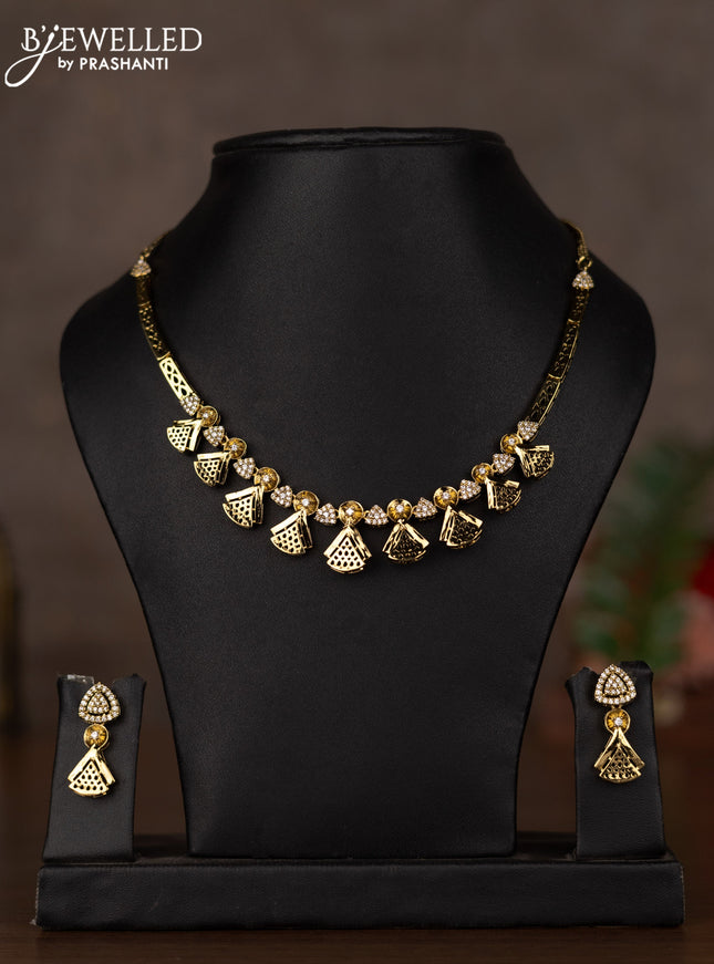 Necklace with cz stones in victorian finish