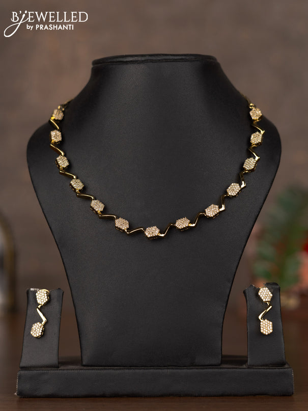 Necklace with cz stones in victorian finish