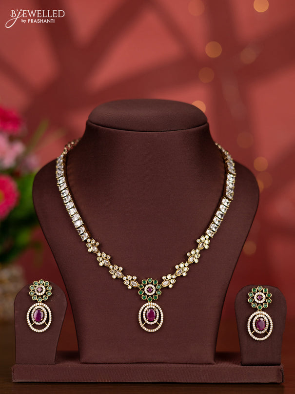 Necklace with kemp and cz stones in victorian finish