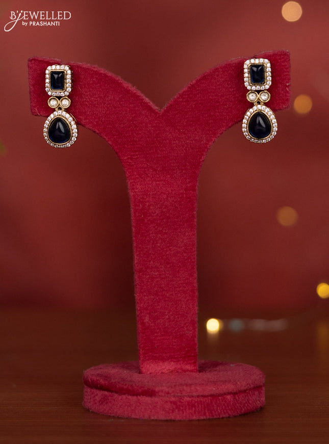 Necklace with sapphire and kundan & cz stones in victorian finish