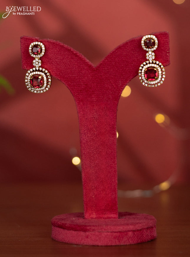 Necklace with ruby and cz stones in victorian finish