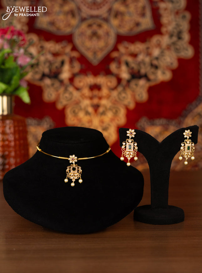 Antique ring type choker with kemp & cz stones and pearl hangings