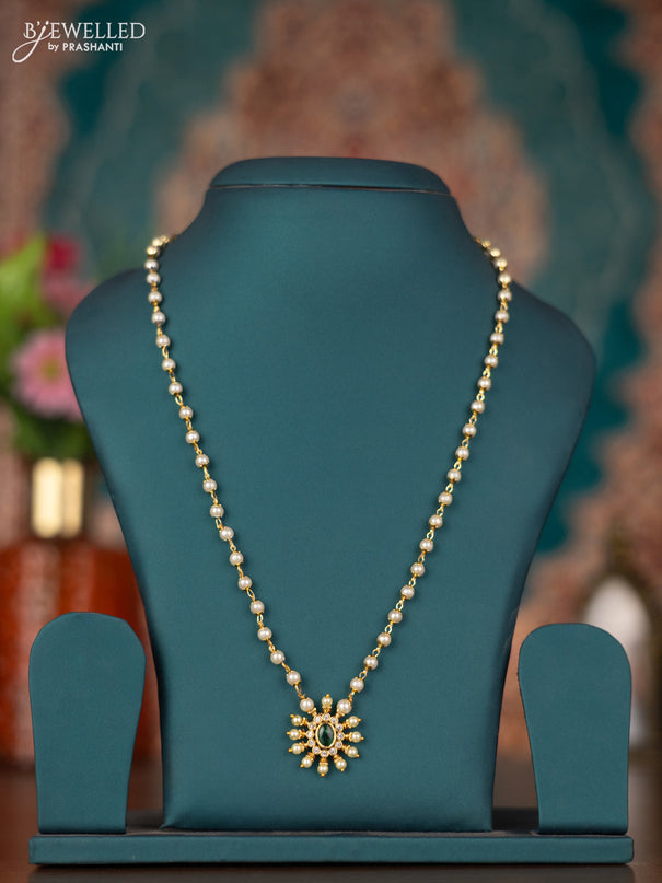 Pearl necklace with emerald & cz stones and pearls