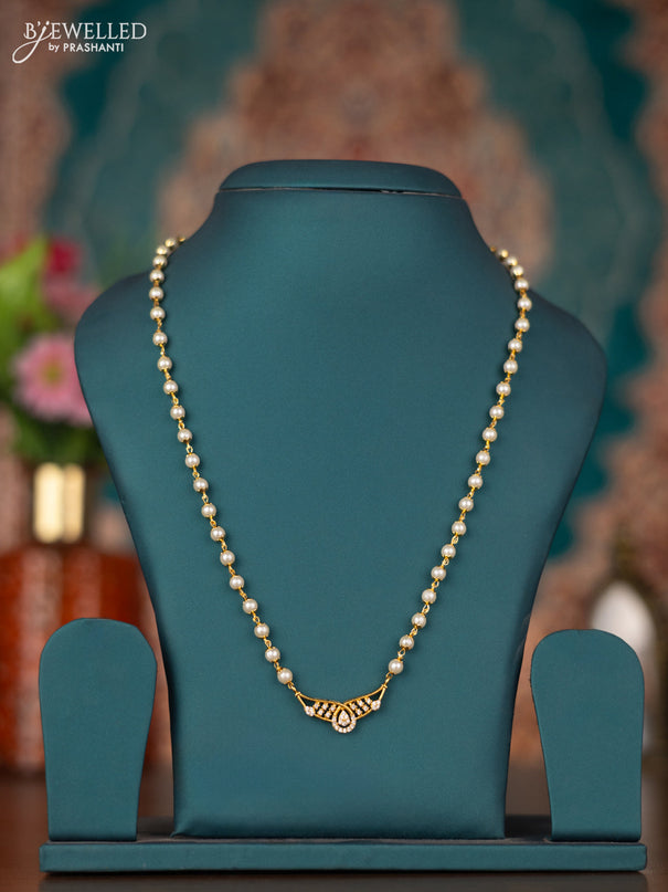 Pearl necklace with cz stones pendant