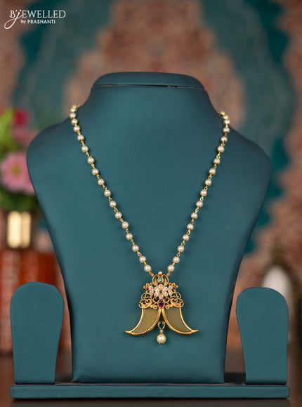 Pearl necklace with kemp & cz stones and pearl hanging