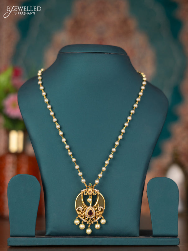 Pearl necklace with kemp & cz stones and pearl hangings