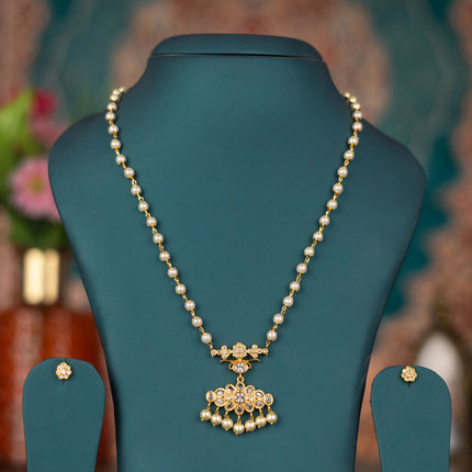 Collection image for: Pearl Necklace