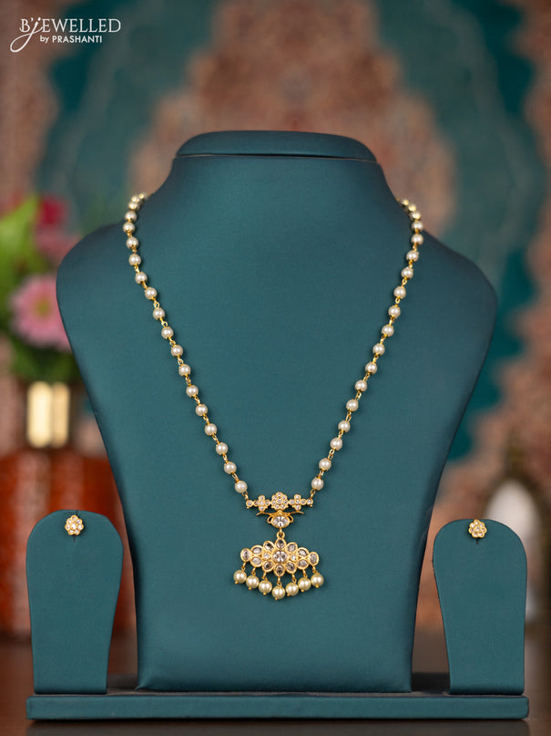 Pearl necklace with cz stones pendant and pearl hangings