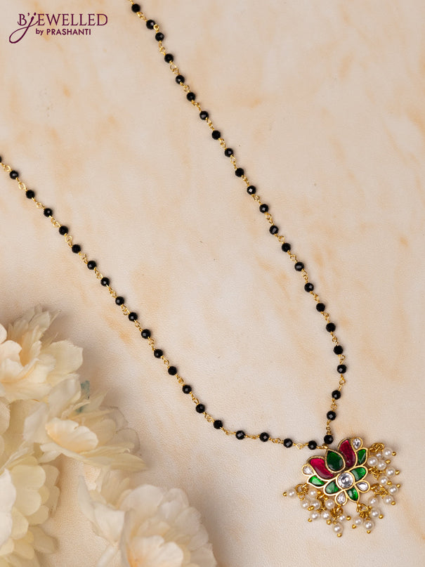 Mangalsutra lotus pendant with kemp jadau kundan stones and pearl hangings without earrings