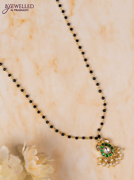 Mangalsutra with green jadau kundan stones and pearl hangings without earrings