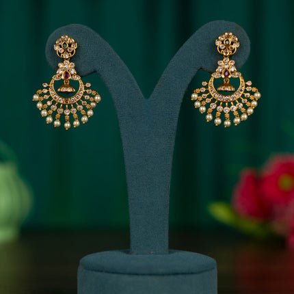 Collection image for: Antique Earring